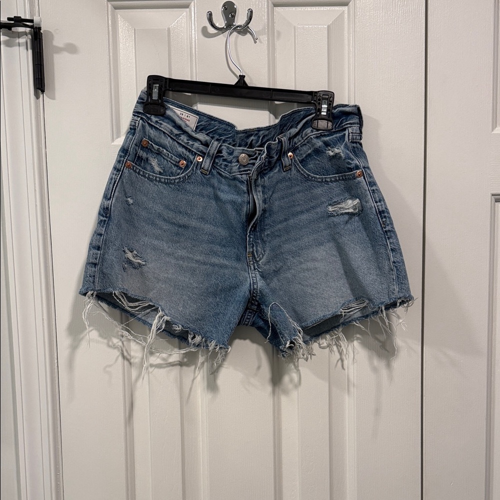 GAP Low Stride Short Jean Shorts
